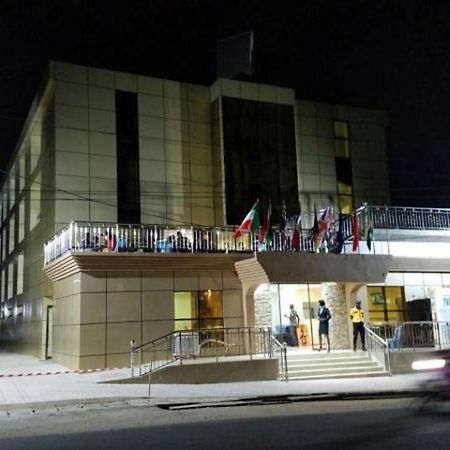 Mbayaville Hotel Douala Dış mekan fotoğraf