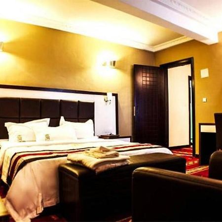 Mbayaville Hotel Douala Dış mekan fotoğraf
