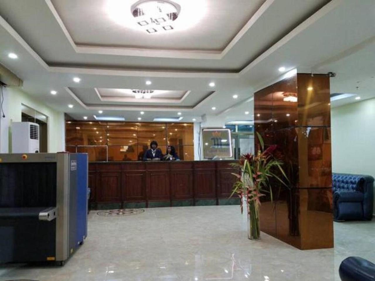 Mbayaville Hotel Douala Dış mekan fotoğraf