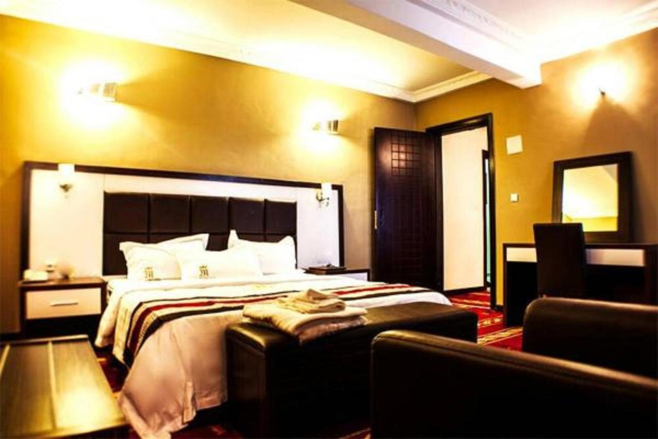 Mbayaville Hotel Douala Dış mekan fotoğraf
